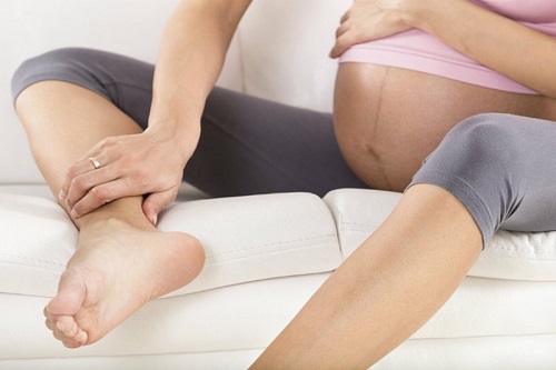Phụ nữ mang thai là một trong những đối tượng mặc bệnh suy tĩnh mạch 